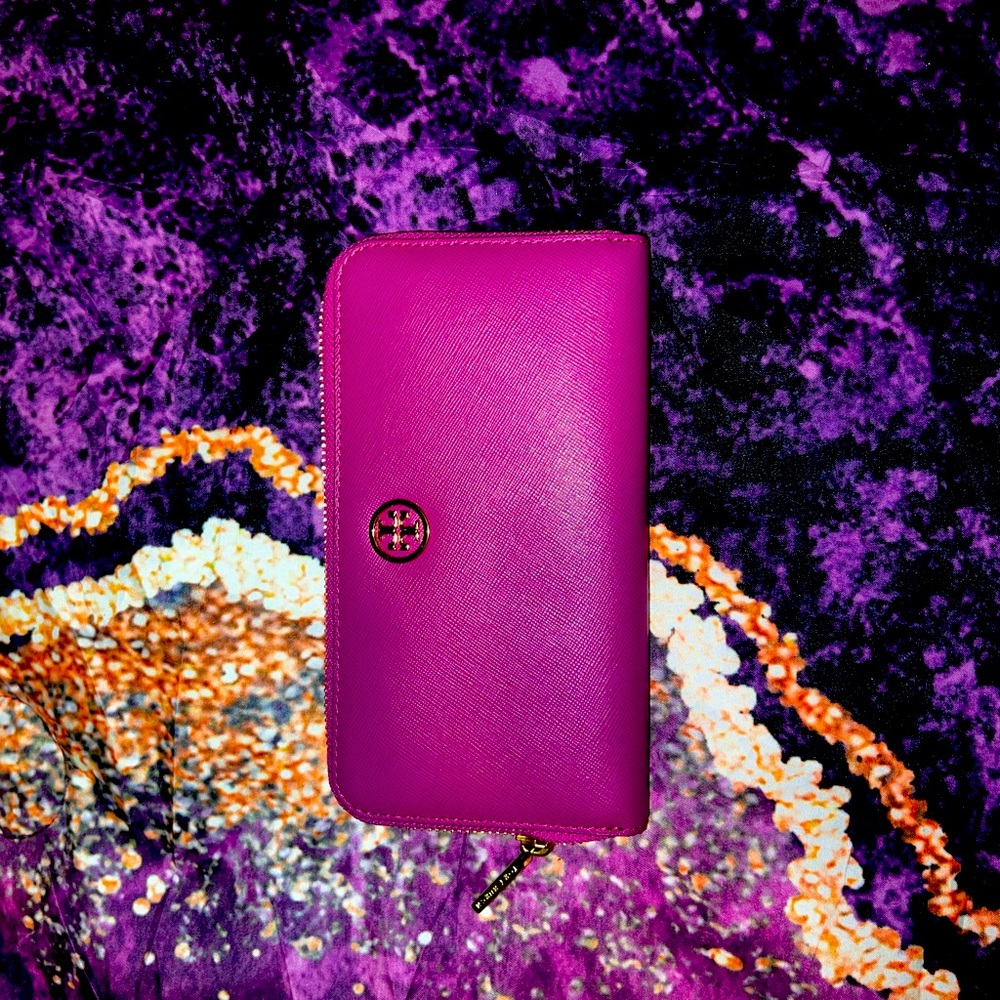 purple and pink💜💖Tory Burch Wallet